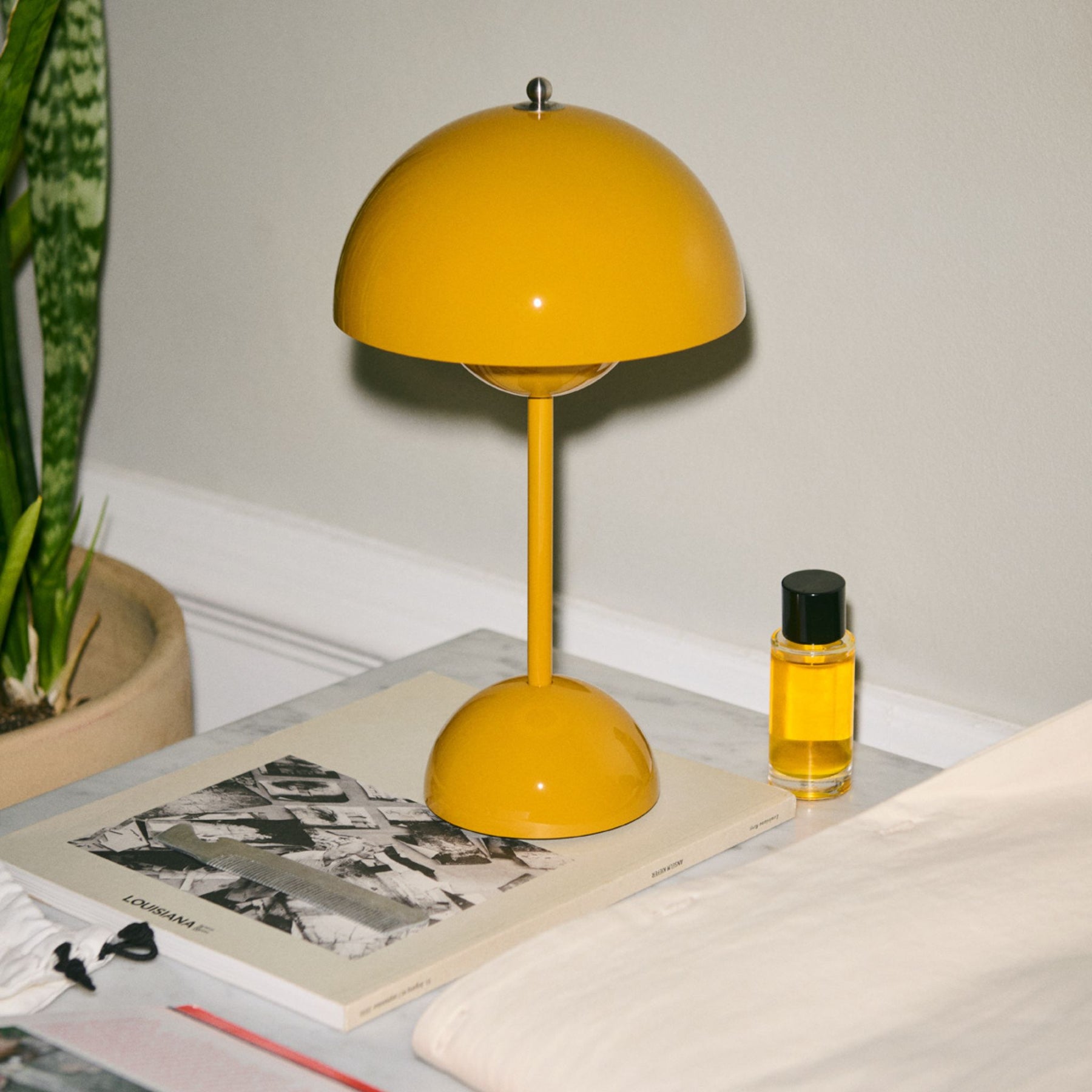 andTradition VP9 Portable Flowerpot Lamp by Verner Panton