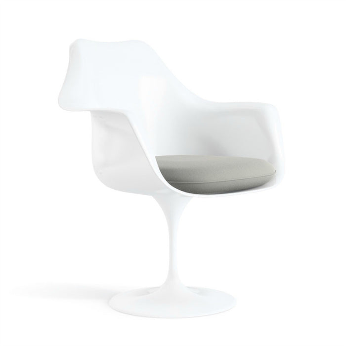 Eero Saarinen Tulip Arm Chair