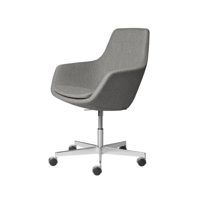 Fritz Hansen Little Giraffe Office Chair - 5-Star Satin Aluminum Base