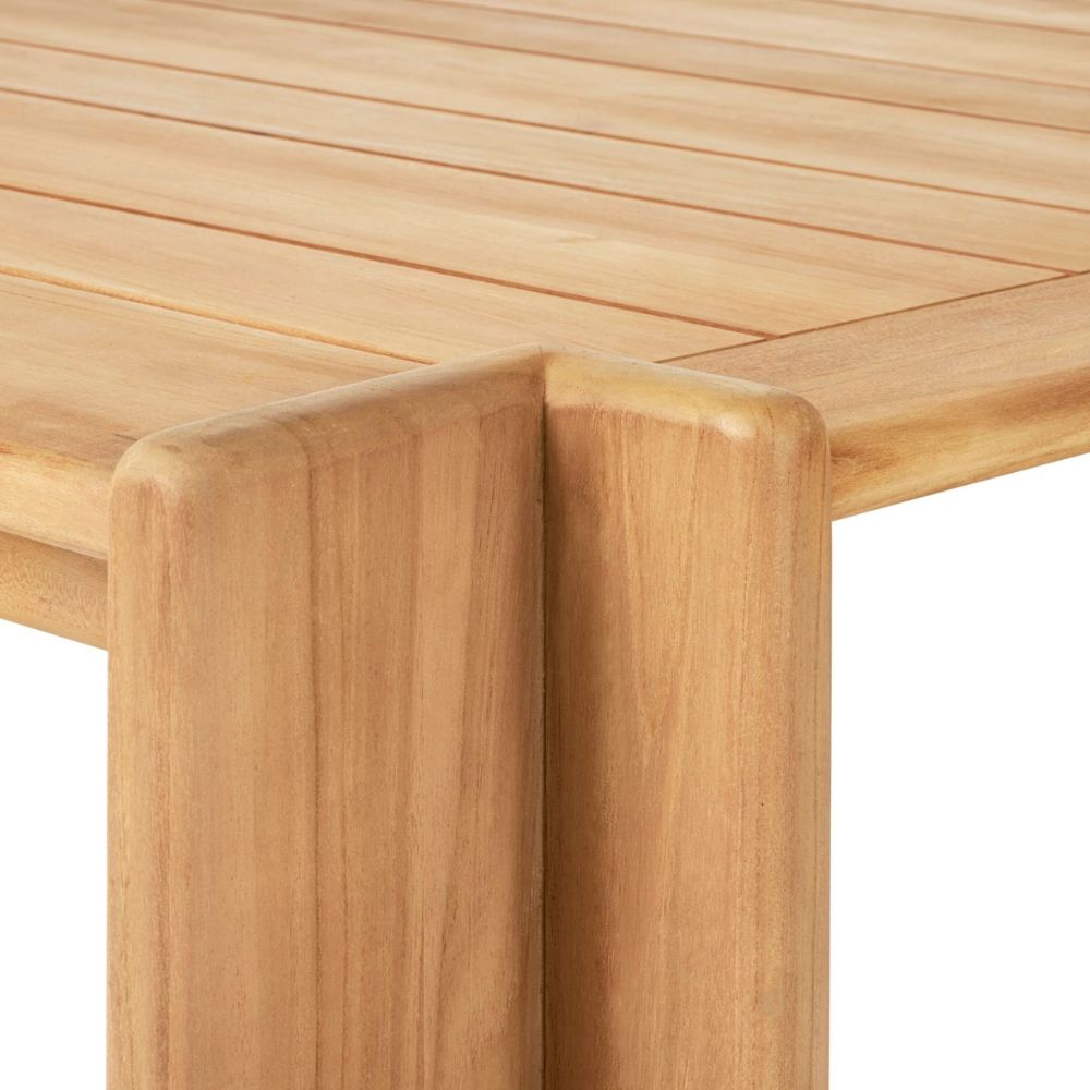 https://www.paletteandparlor.com/cdn/shop/products/gubi-atmosfera-dining-table-closeup.jpg?v=1657649059